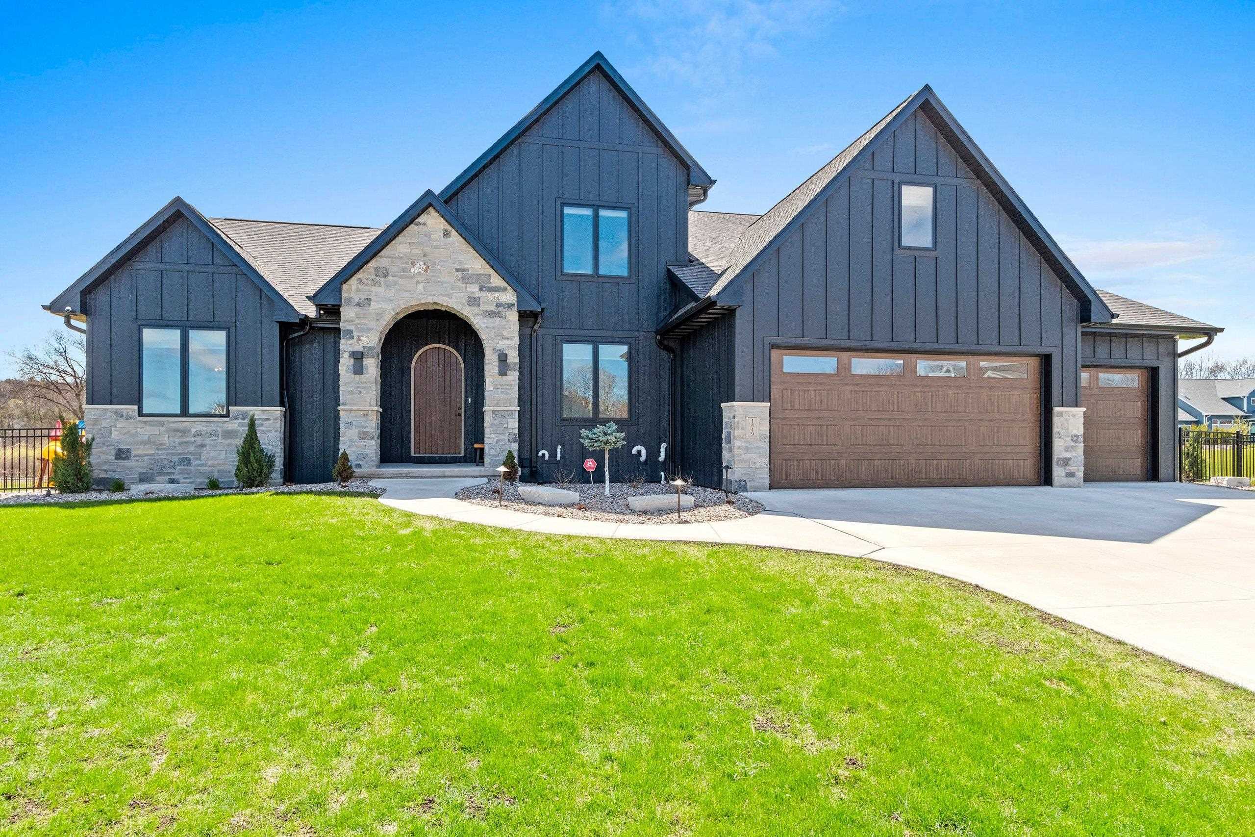 1849 Ridgemont Circle  De Pere WI 54115 photo