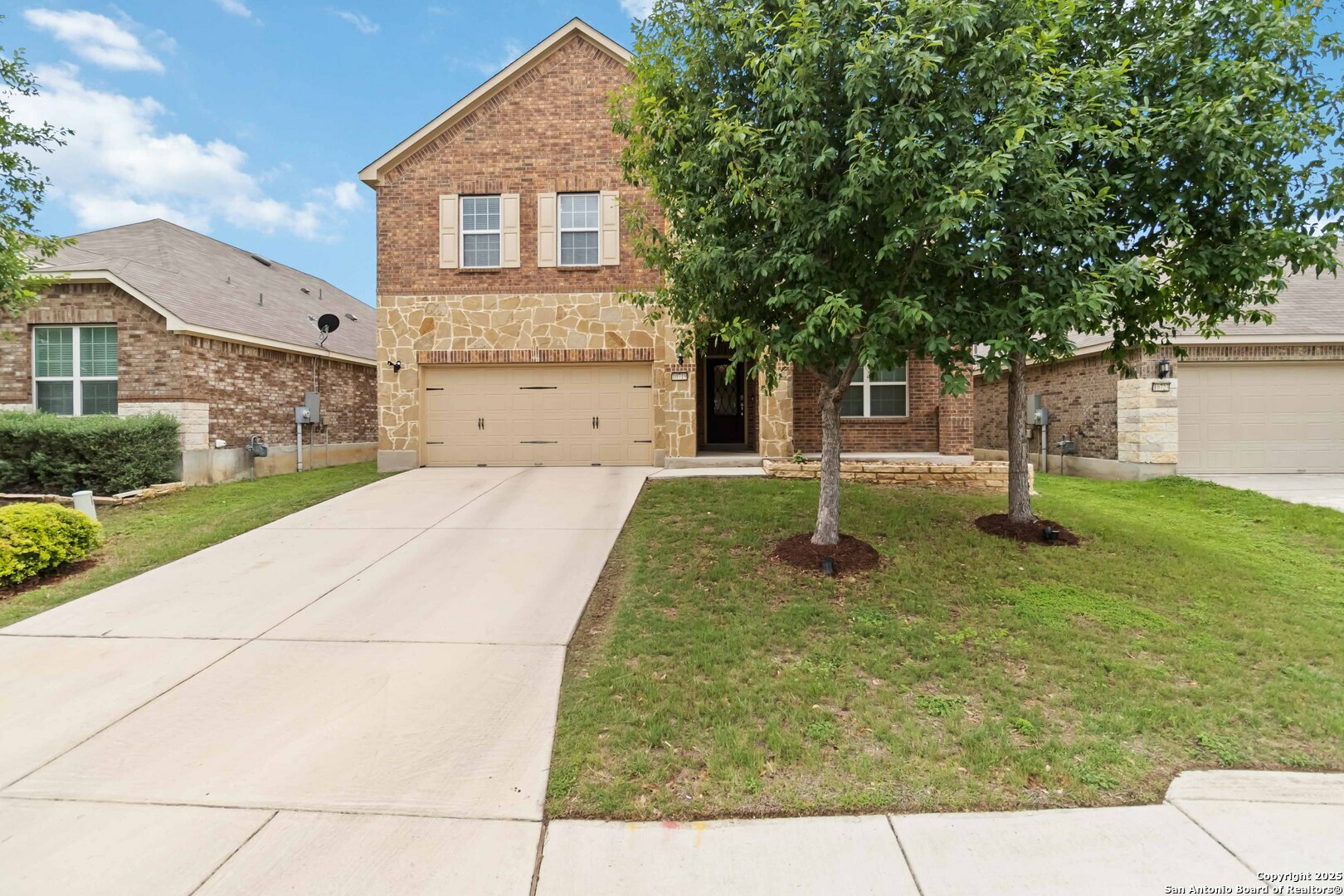 Property Photo: 10719 Serrento TX 78023
