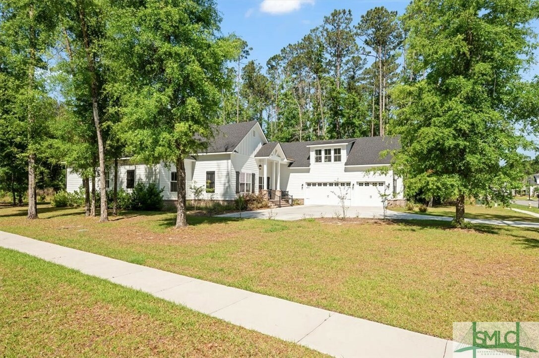Property Photo: 170 Waldburg Way GA 31324