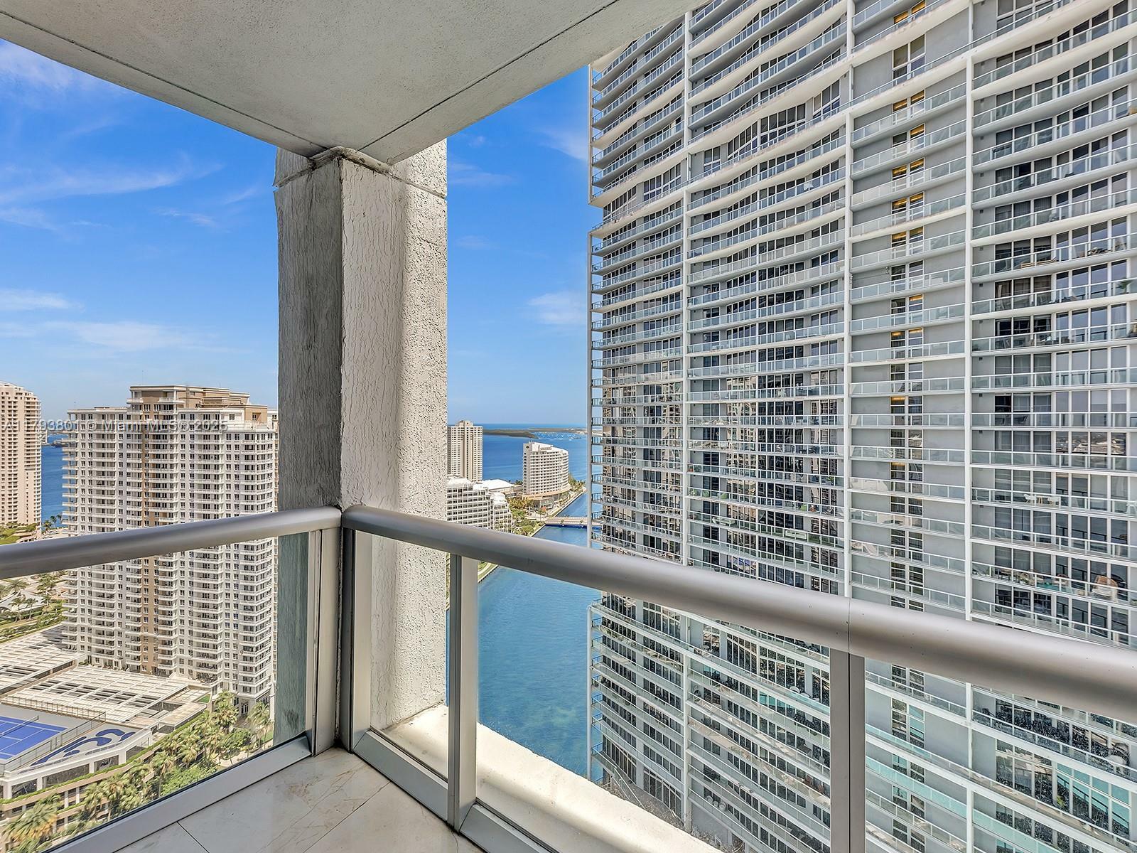 Property Photo: 475 Brickell Ave 3007 FL 33131