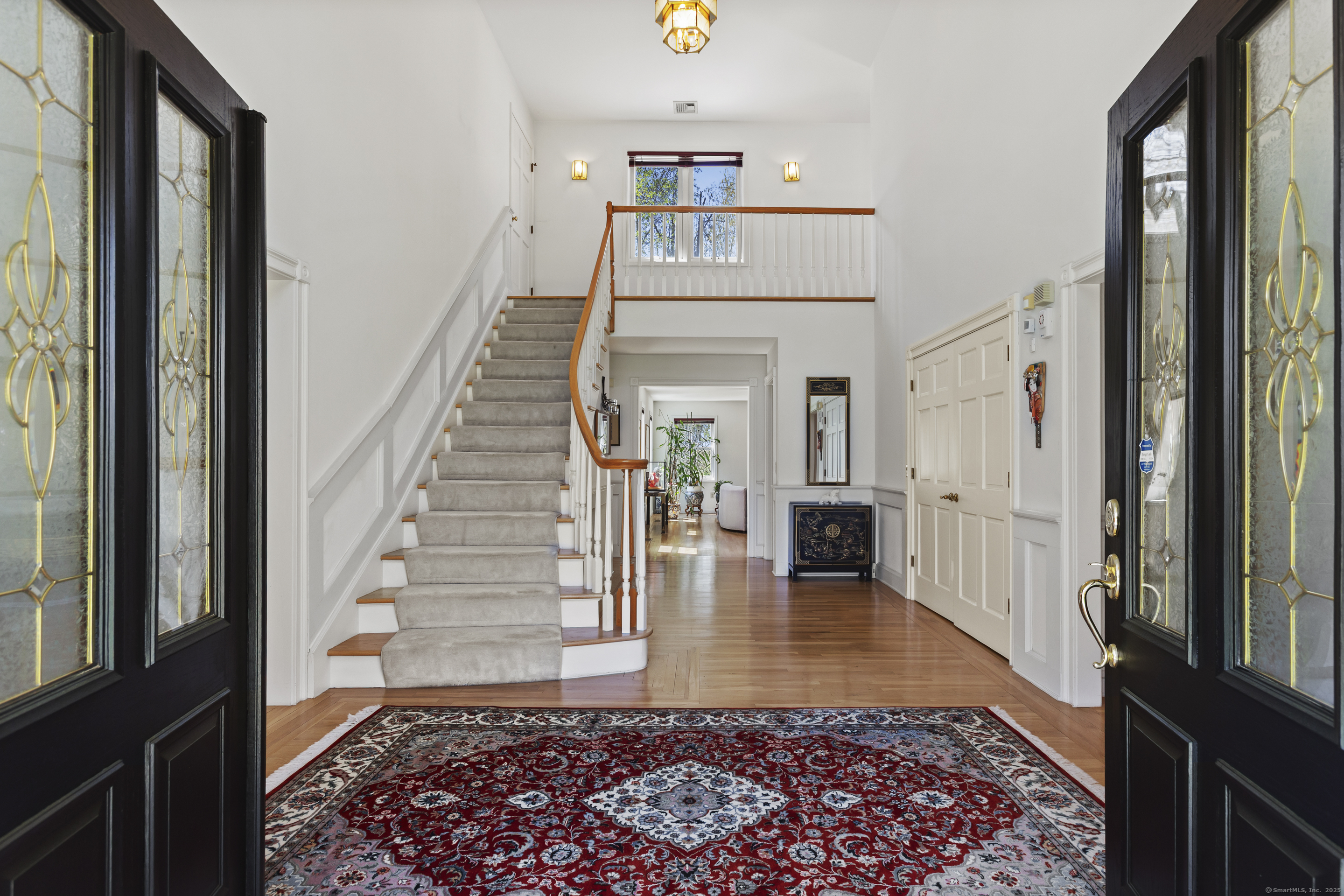 20 Maplewood Drive  Danbury CT 06811 photo