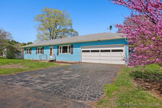 Property Photo: 239 Pearl Street CT 06483