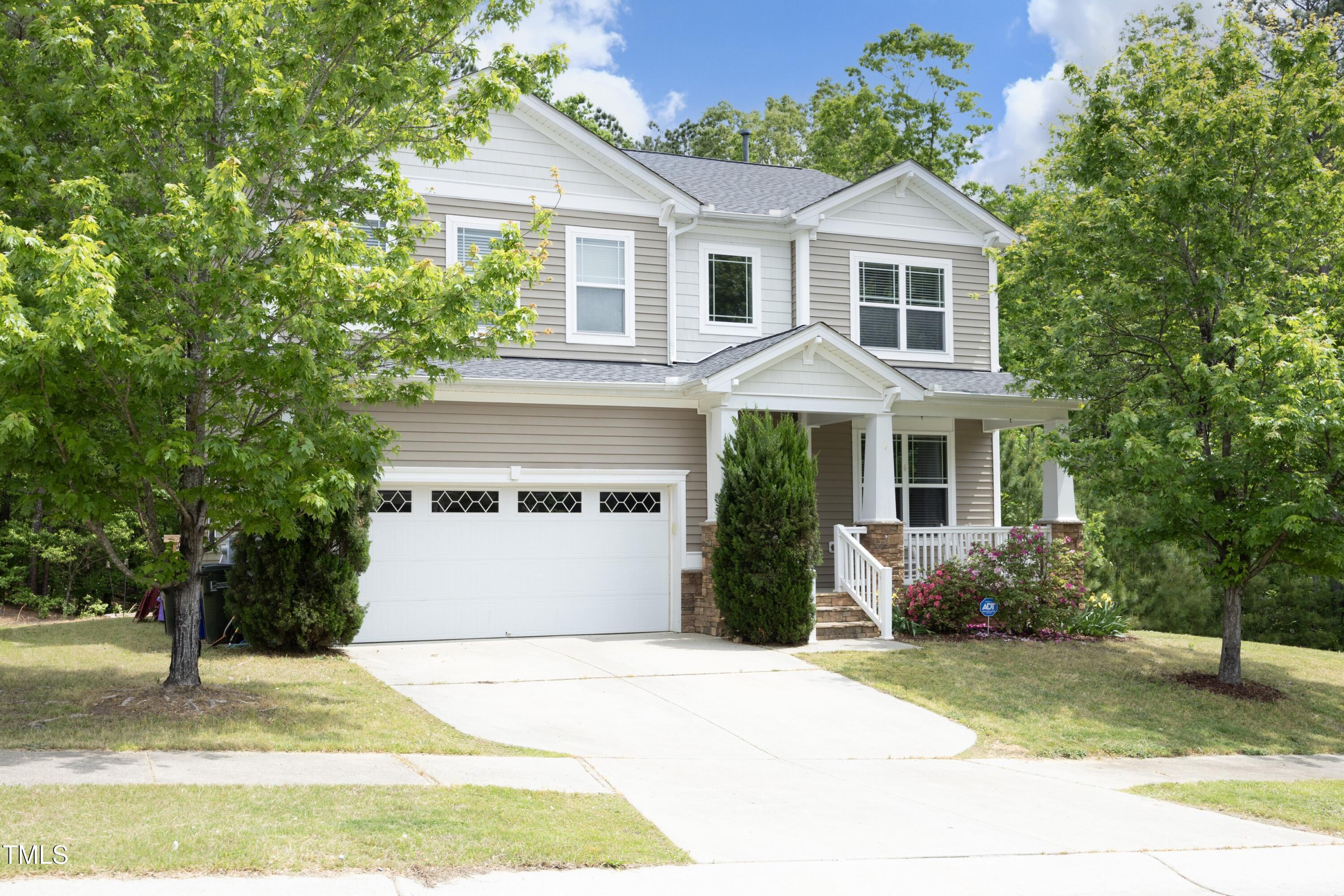 Property Photo: 1106 Red Crest Ln NC 27704