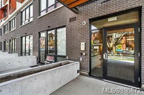 Property Photo: 629 Speed Ave 505 BC V8Z 1A5