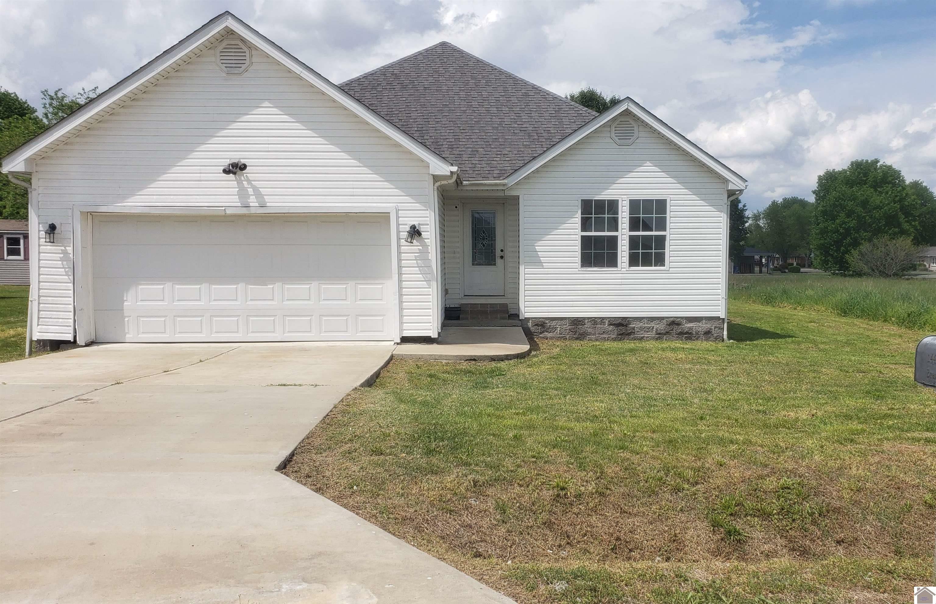 Property Photo: 144 Braxton Bend KY 42058
