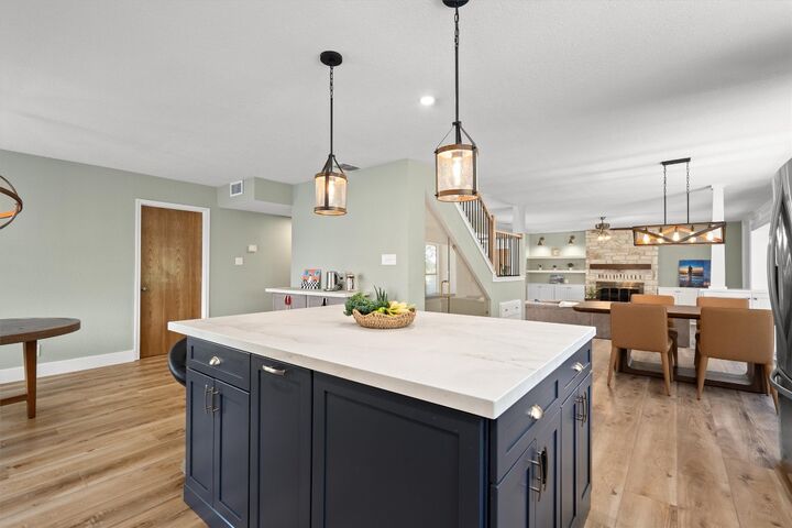 9800 Knotty Pine Cove  Austin TX 78750 photo