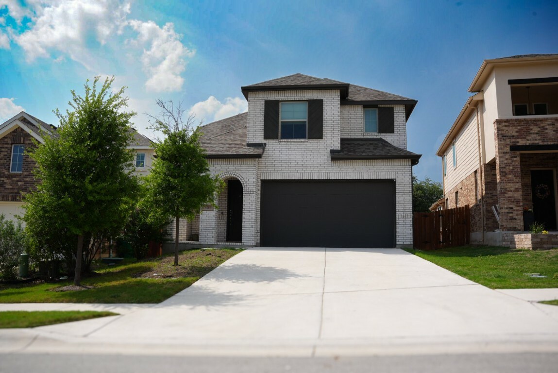 Property Photo: 8215 Prairie Rye Drive TX 78645
