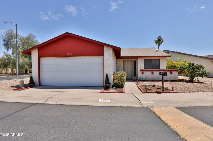 Property Photo: 14235 N 26th Drive &Gt AZ 85023