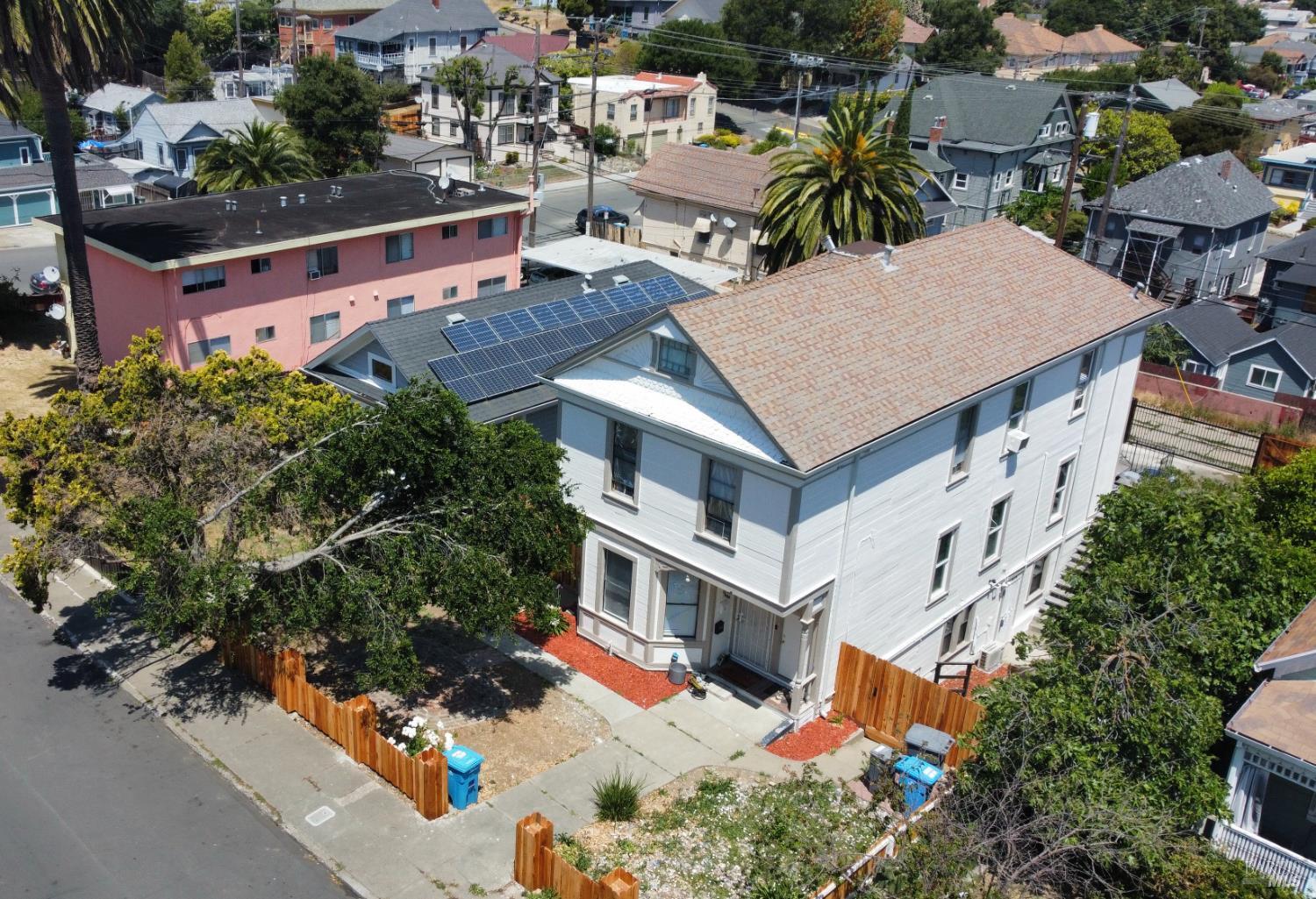 Property Photo: 412 416 Kentucky Street CA 94590