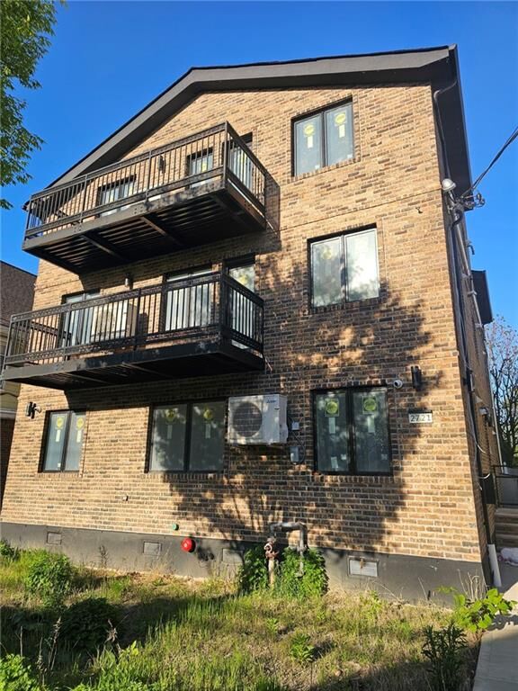 Property Photo:  2721 East 21st Street  NY 11235 