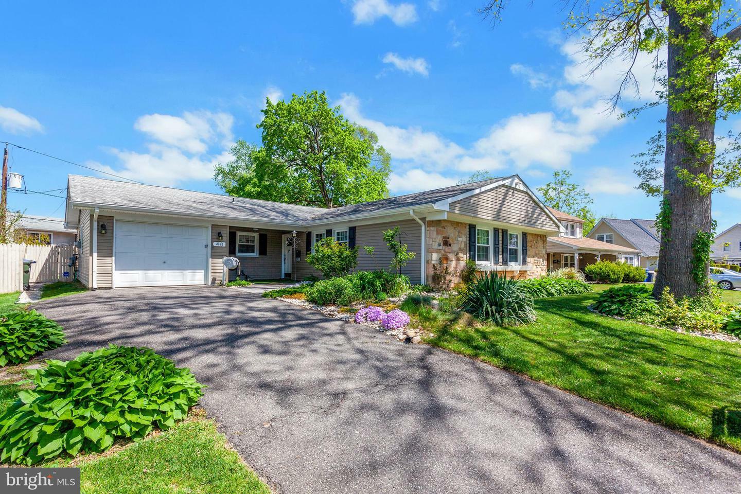 Property Photo: 40 Harrington Circle NJ 08046