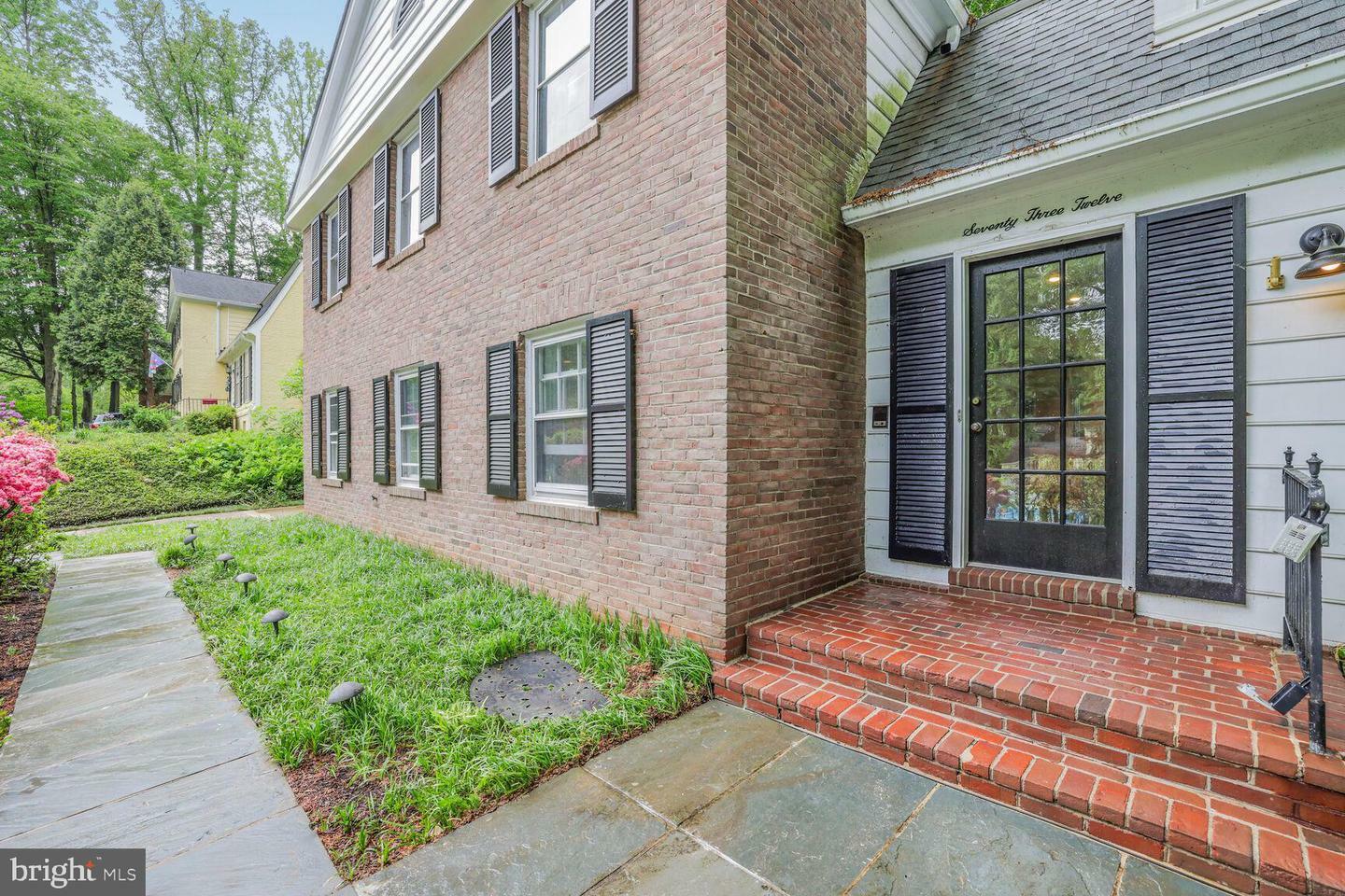 Property Photo: 7312 Masters Drive MD 20854