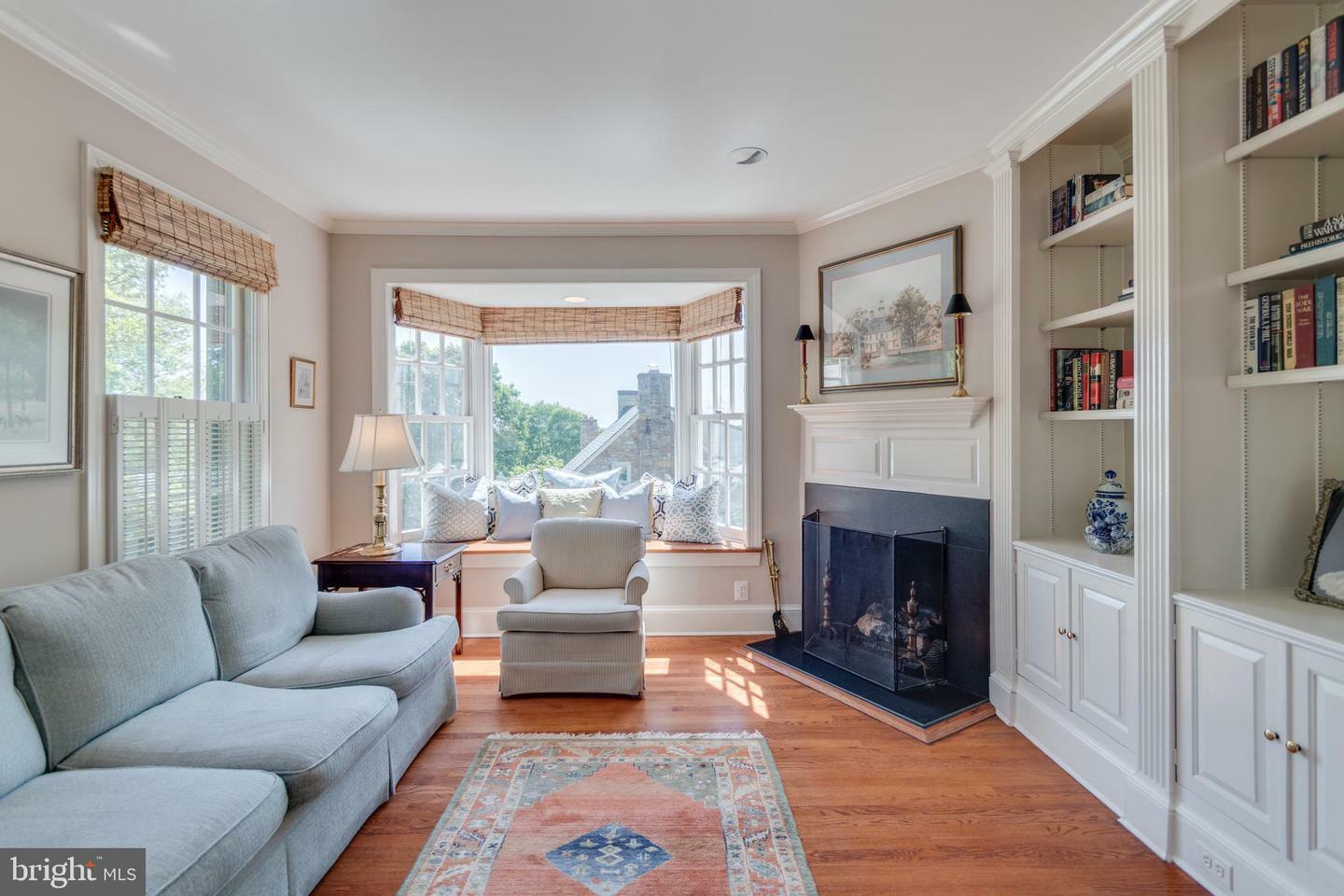 Property Photo: 1911 Belle Haven Road VA 22307