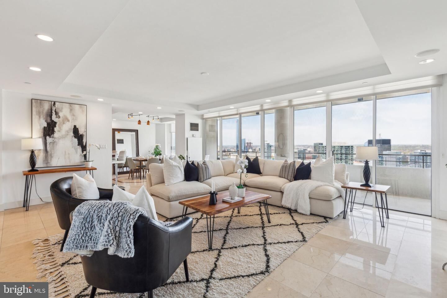 Property Photo:  202 W Rittenhouse Square 10 3203  PA 19103 