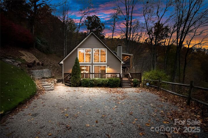 Property Photo:  1954 Utah Mountain Road  NC 28785 