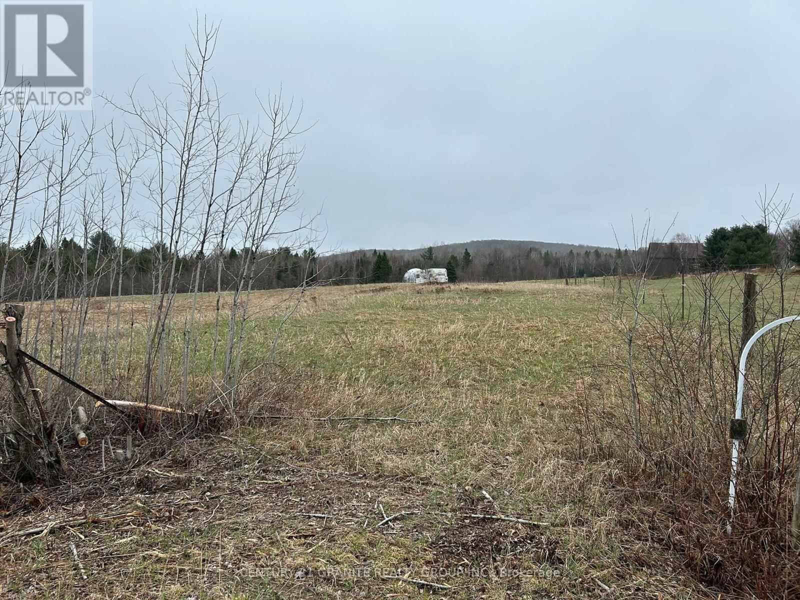 Photo de la propriété:  465 Mallard Lake Road  ON K0L 1C0 