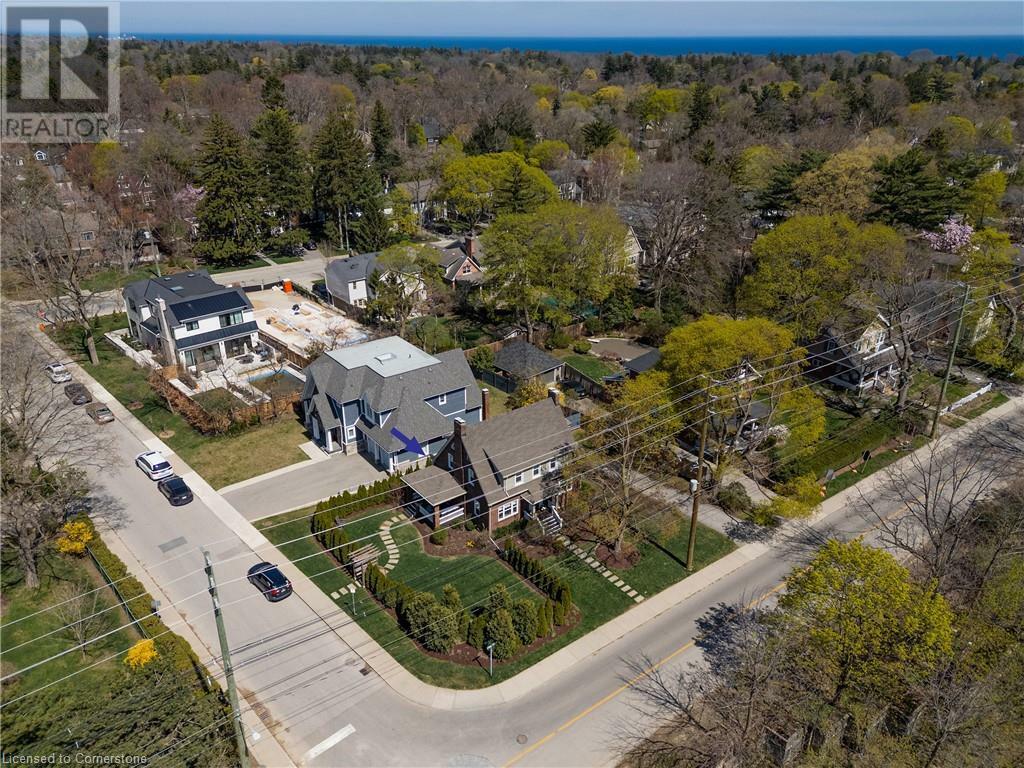 Property Photo: 362 Galt Avenue ON L6J 1Z6