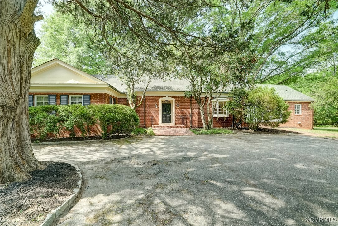 Property Photo: 908 S Gaskins Road VA 23238