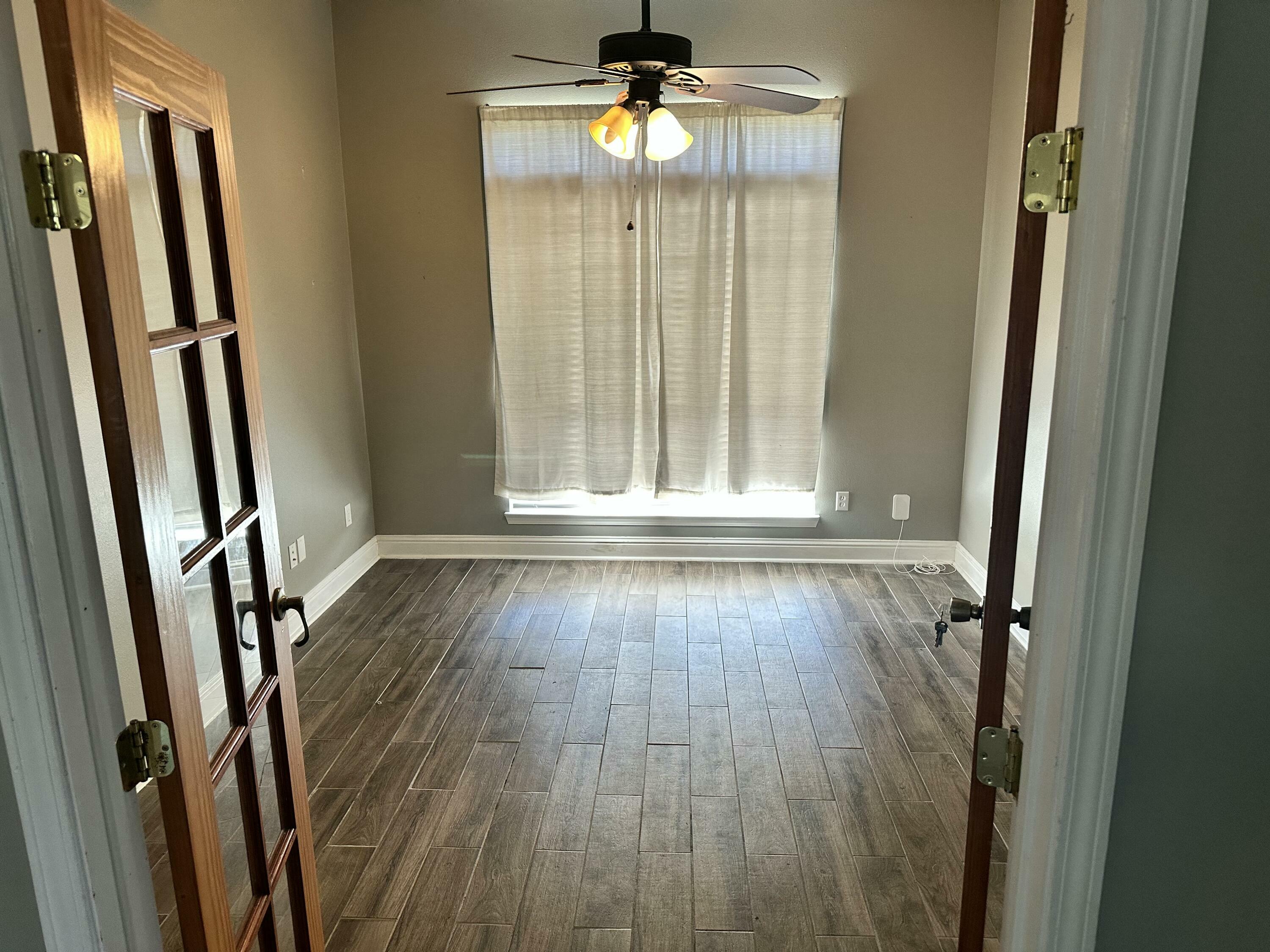 Property Photo: 232 Trish Drive FL 32536