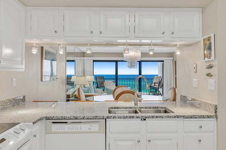 Property Photo:  1044 Highway 98 703  FL 32541 