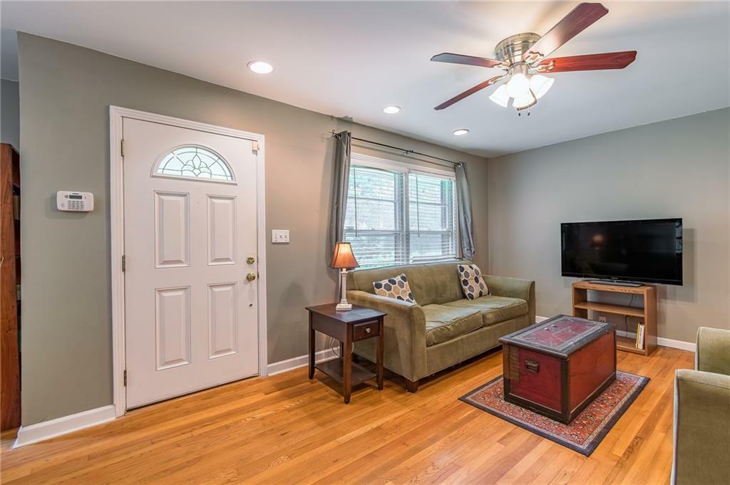 Property Photo: 1145 Arbordale Drive GA 30033