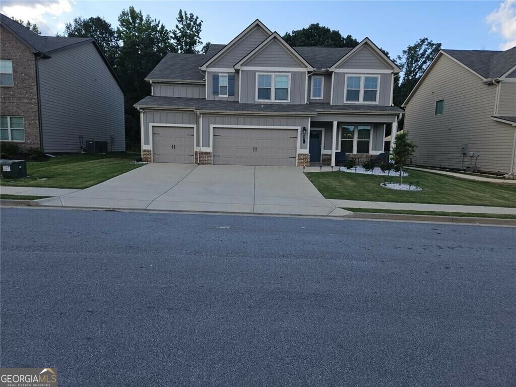 Property Photo: 221 Eleanora Way GA 30052