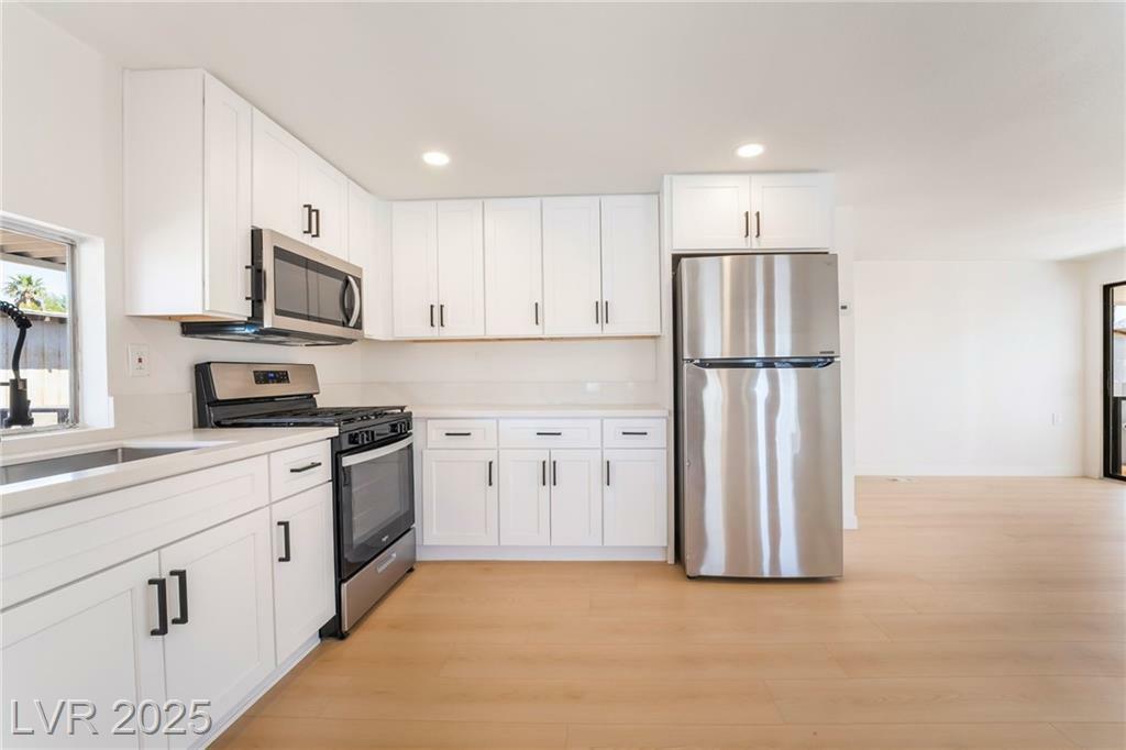 Property Photo: 4848 Fuentes Circle NV 89121