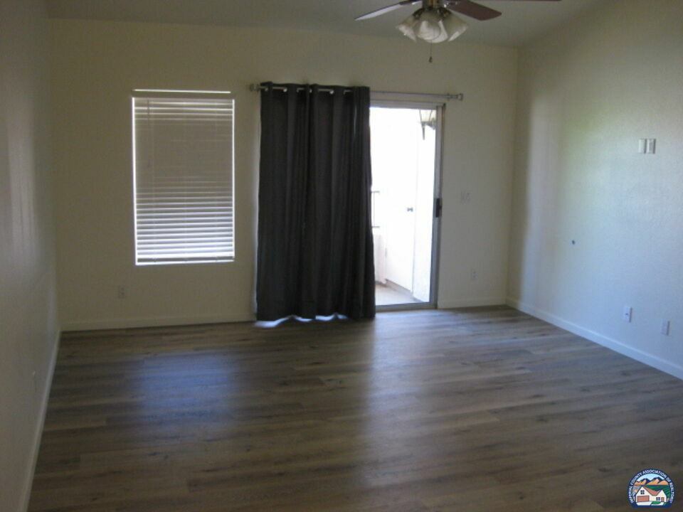 Property Photo: 1100 Rodeo Dr 737rd CA 92251