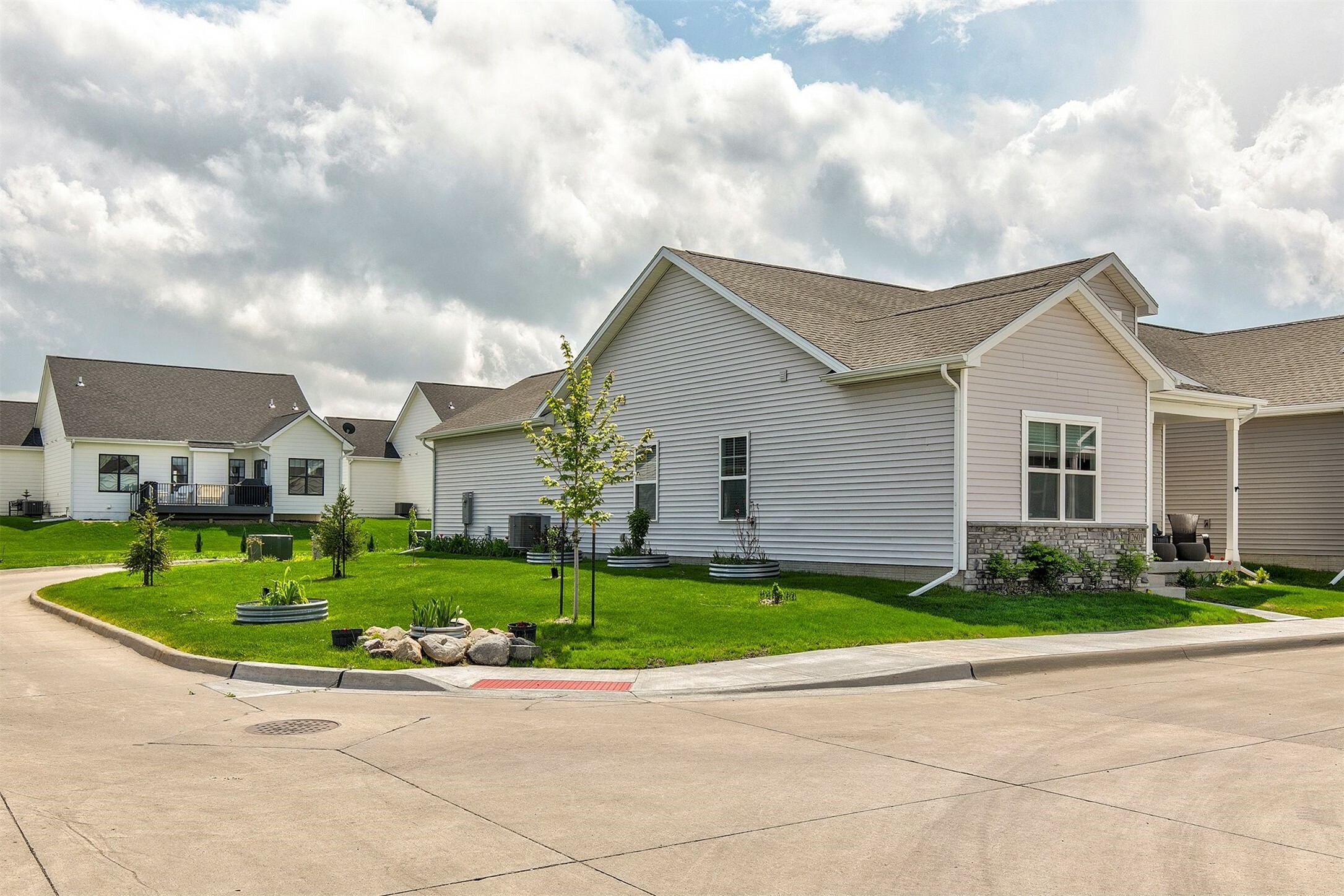 Property Photo: 2601 NW 30th Lane IA 50023