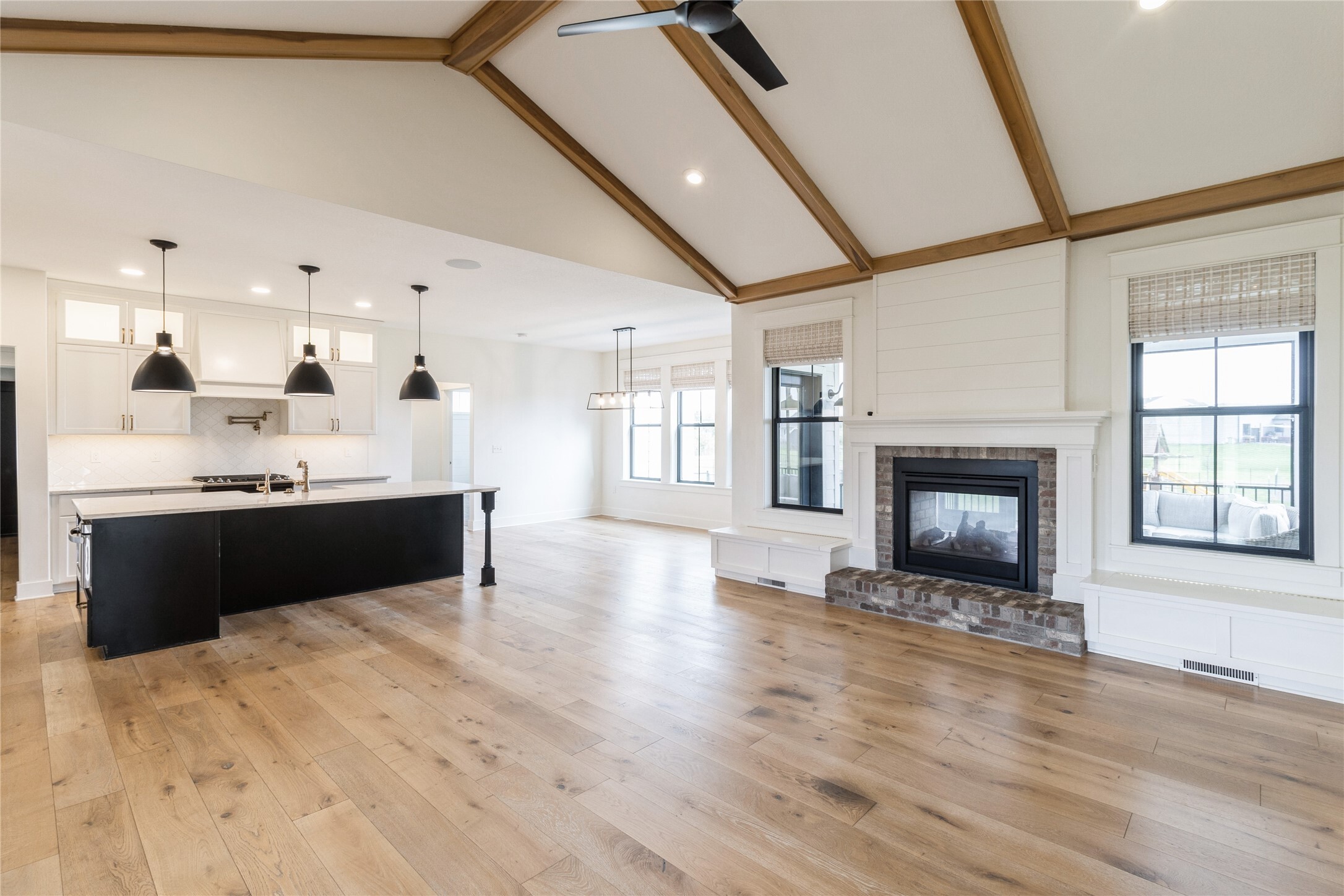 Property Photo: 54464 306th Lane IA 50124