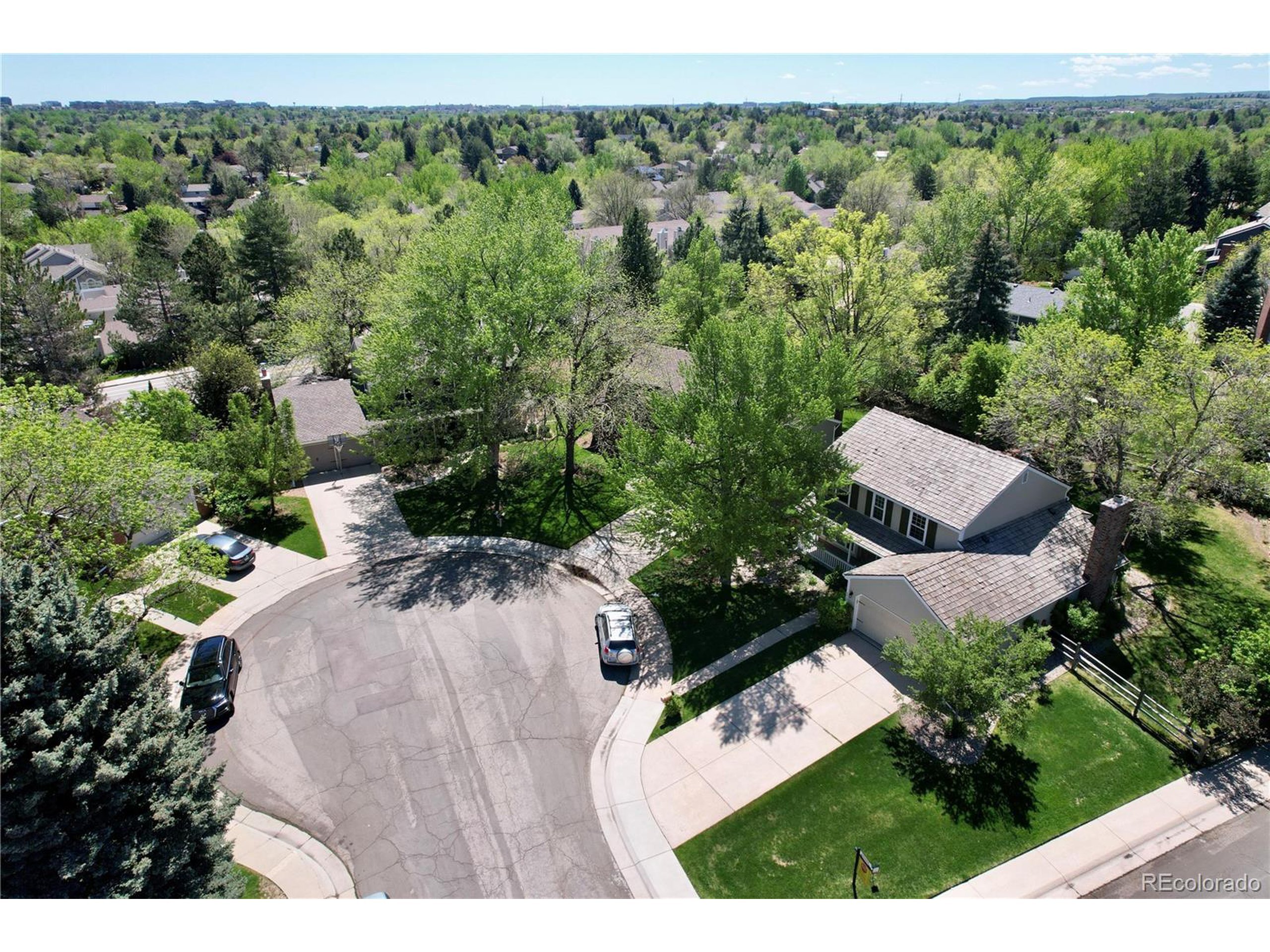 Property Photo: 6432 E Jamison Cir S CO 80112