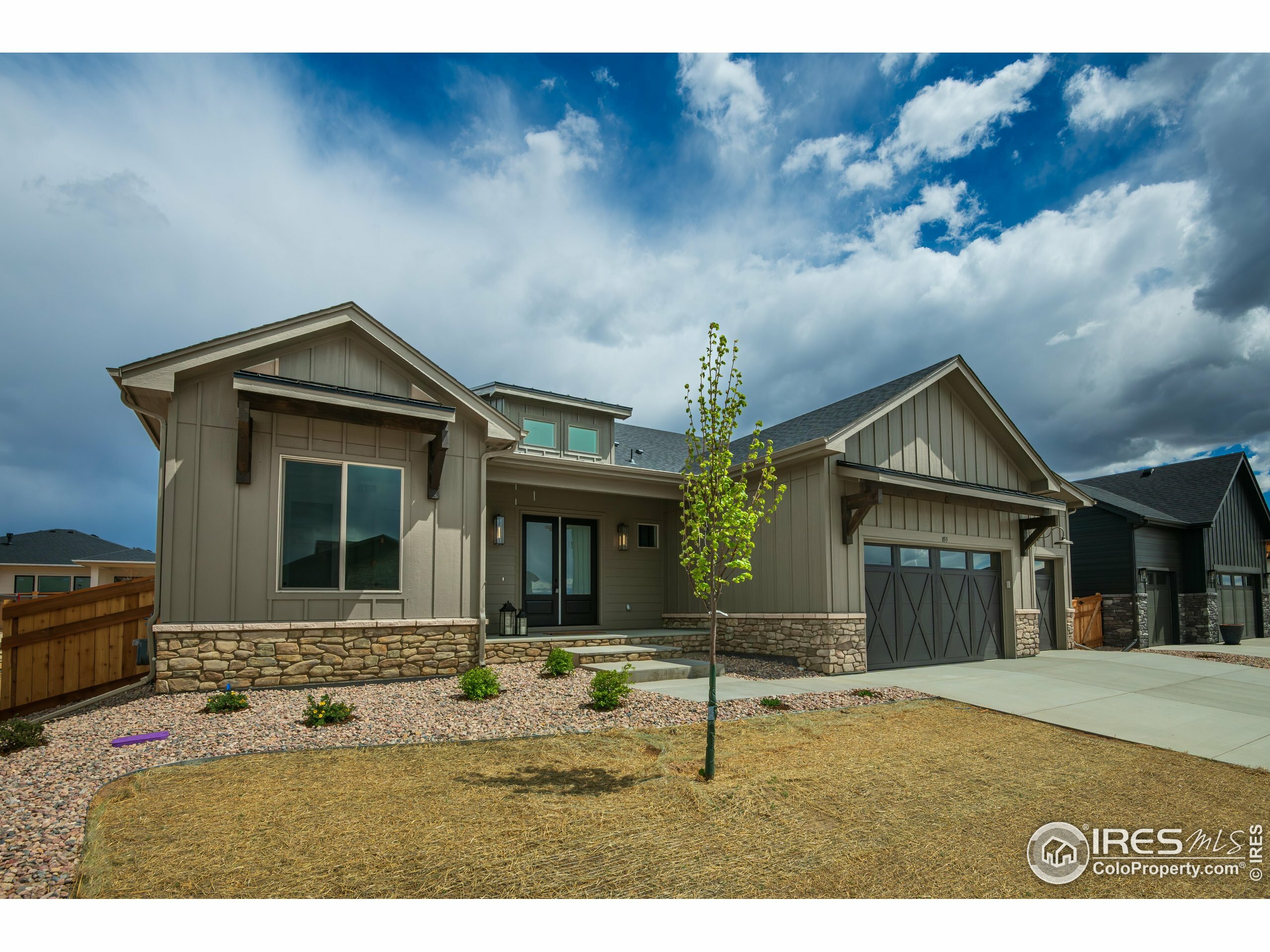Property Photo: 144 Boxwood Dr CO 80550