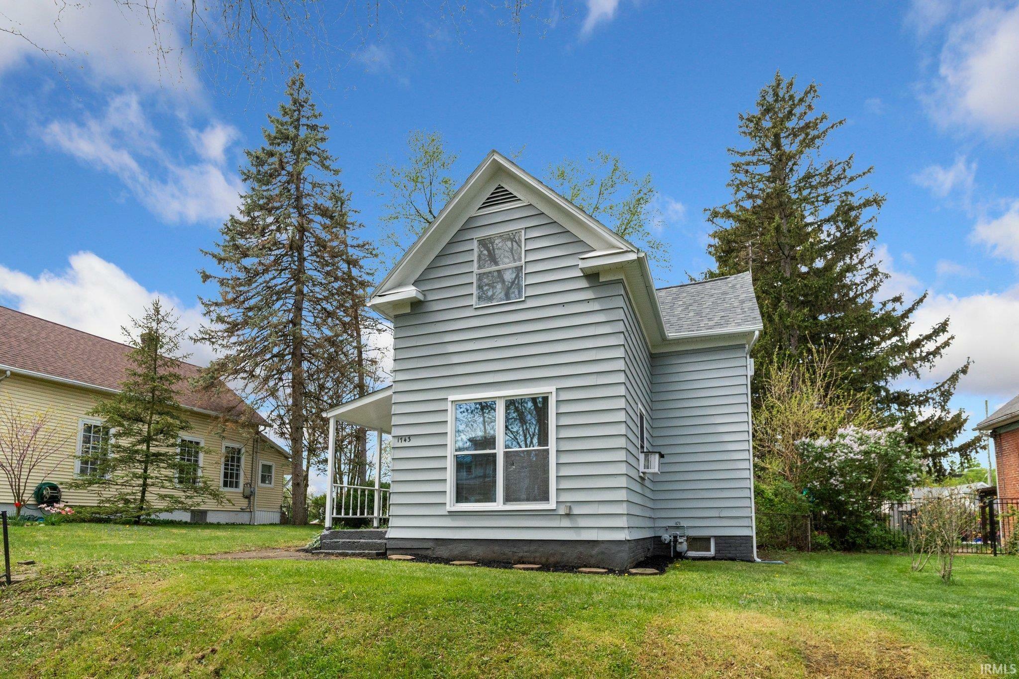 Property Photo: 1743 Franklin Avenue IN 46808