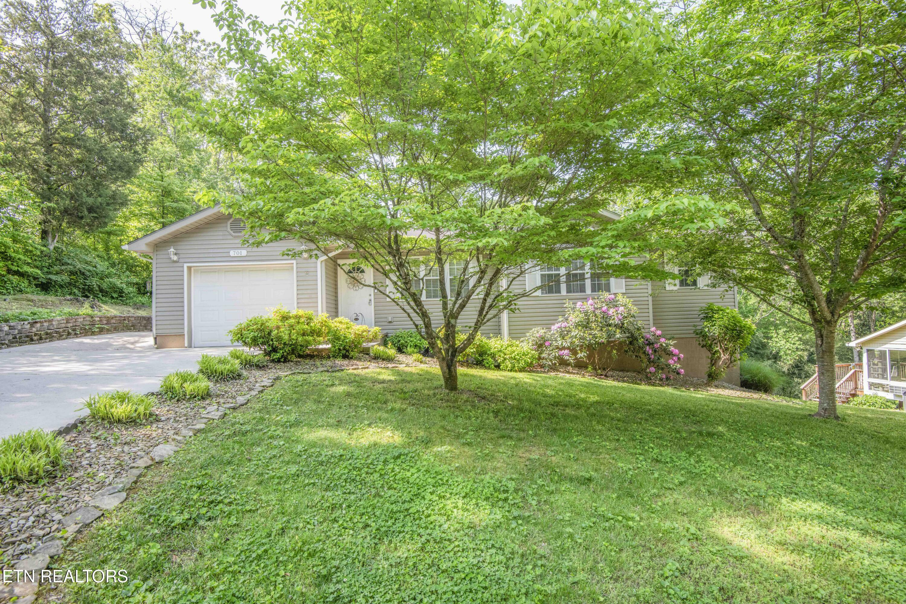 Property Photo: 701 Hill St TN 37763