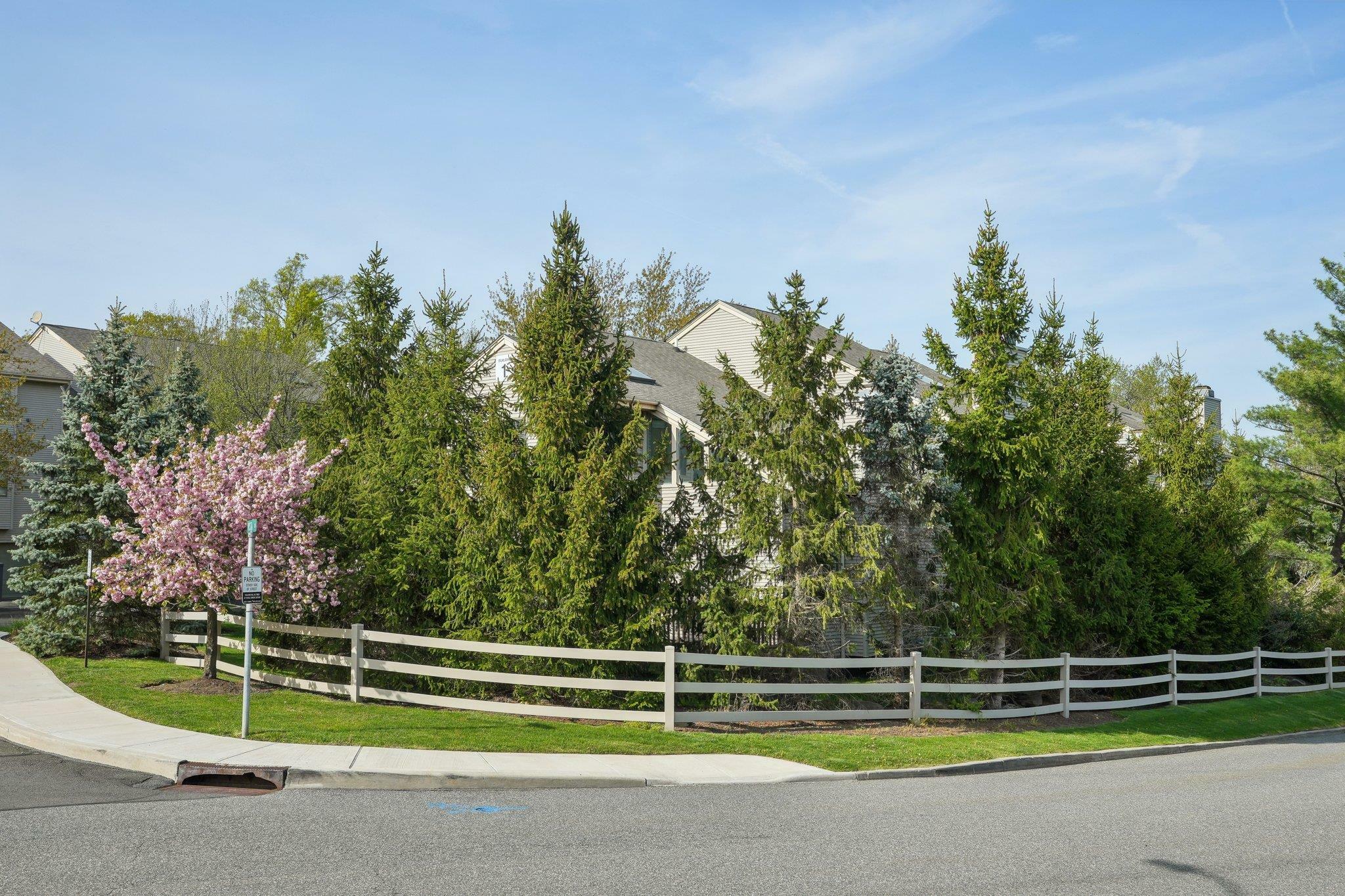 Property Photo: 2 Devon Court NY 10954