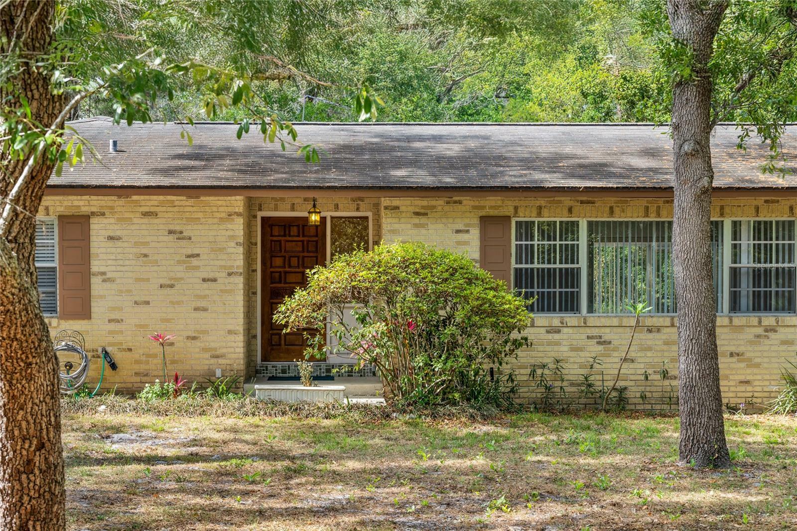 Property Photo: 180 Broadmoor Road FL 32746