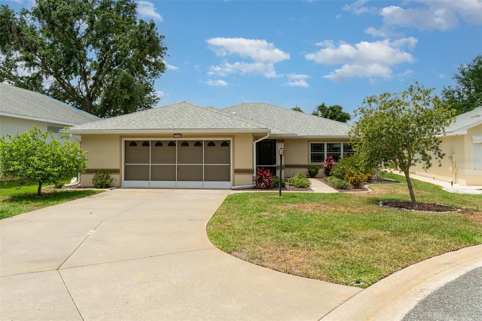 Property Photo:  21529 Prince Albert Court  FL 34748 