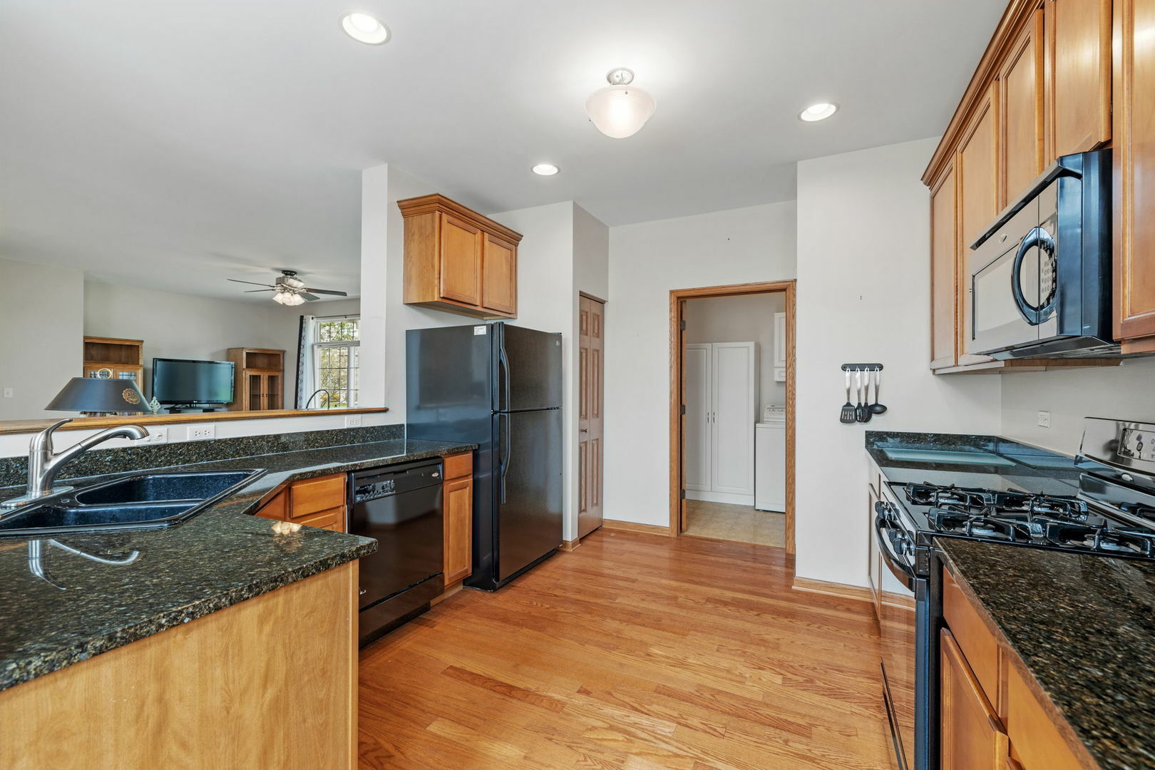 Property Photo: 1894 Havenshire Road 1894 IL 60502