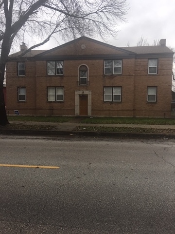 Property Photo: 5133 W Addison Street 2W IL 60641