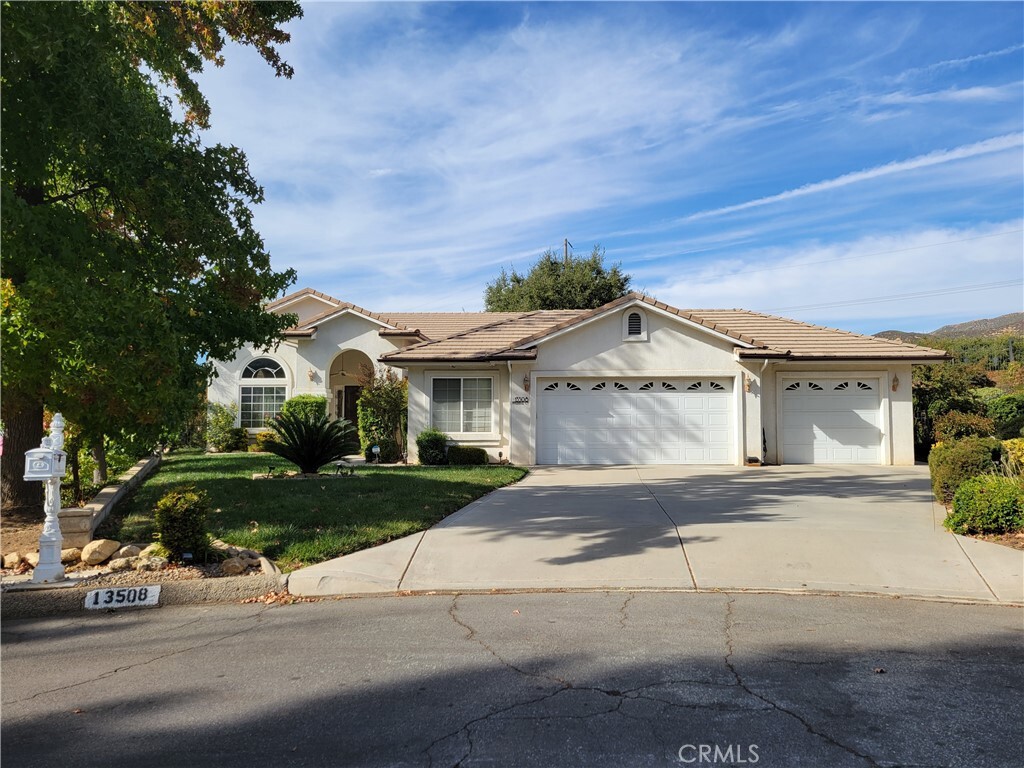 13508 Pineridge Court  Yucaipa CA 92399 photo