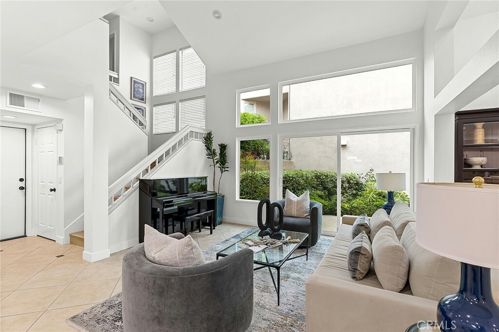 Property Photo: 9 Tiara CA 92614