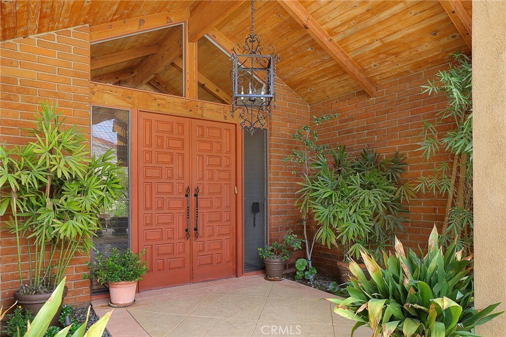 Property Photo:  3951 Vanalden Avenue  CA 91356 