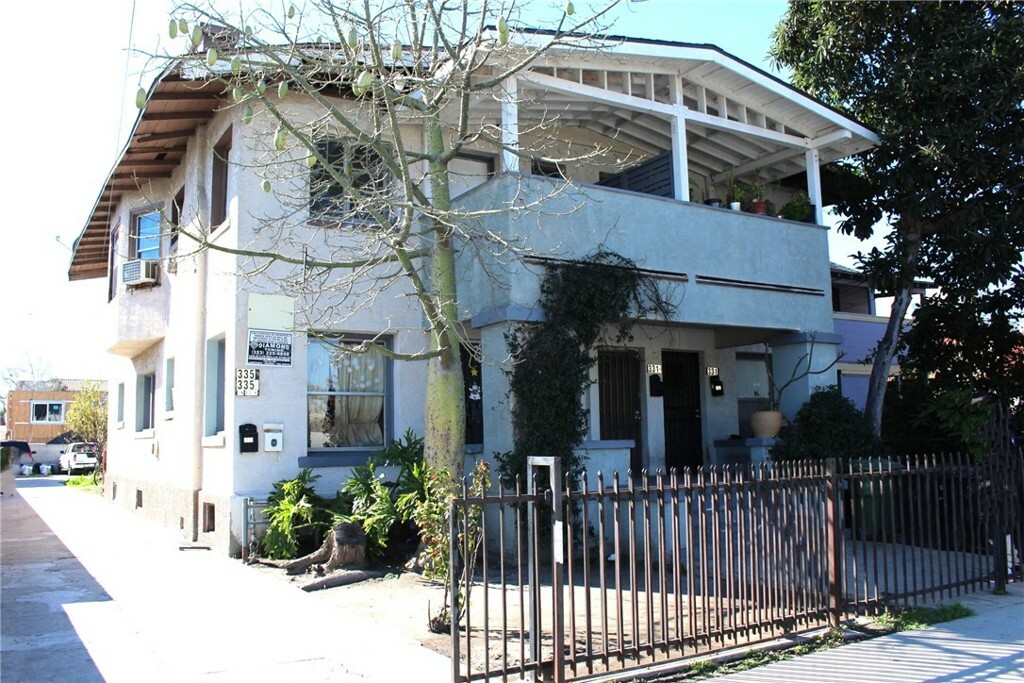 Property Photo: 331 S Avenue 20 CA 90031
