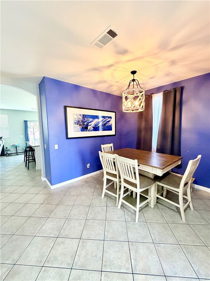 Property Photo:  2572 S Young Court  CA 92408 