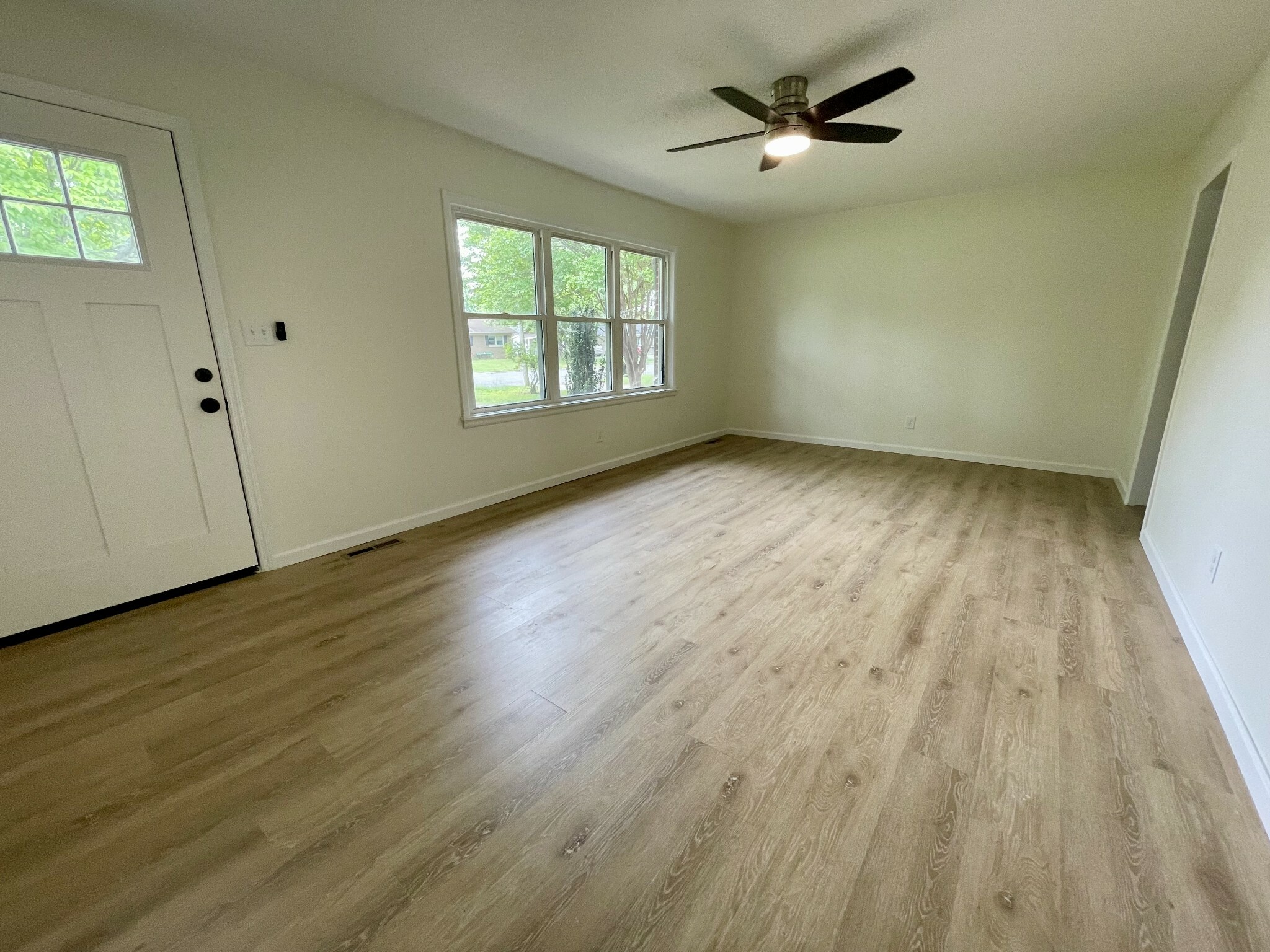 Property Photo: 824 Fair Ave TN 38464