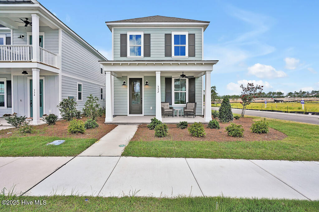 Property Photo: 332 Longhill Drive NC 28412