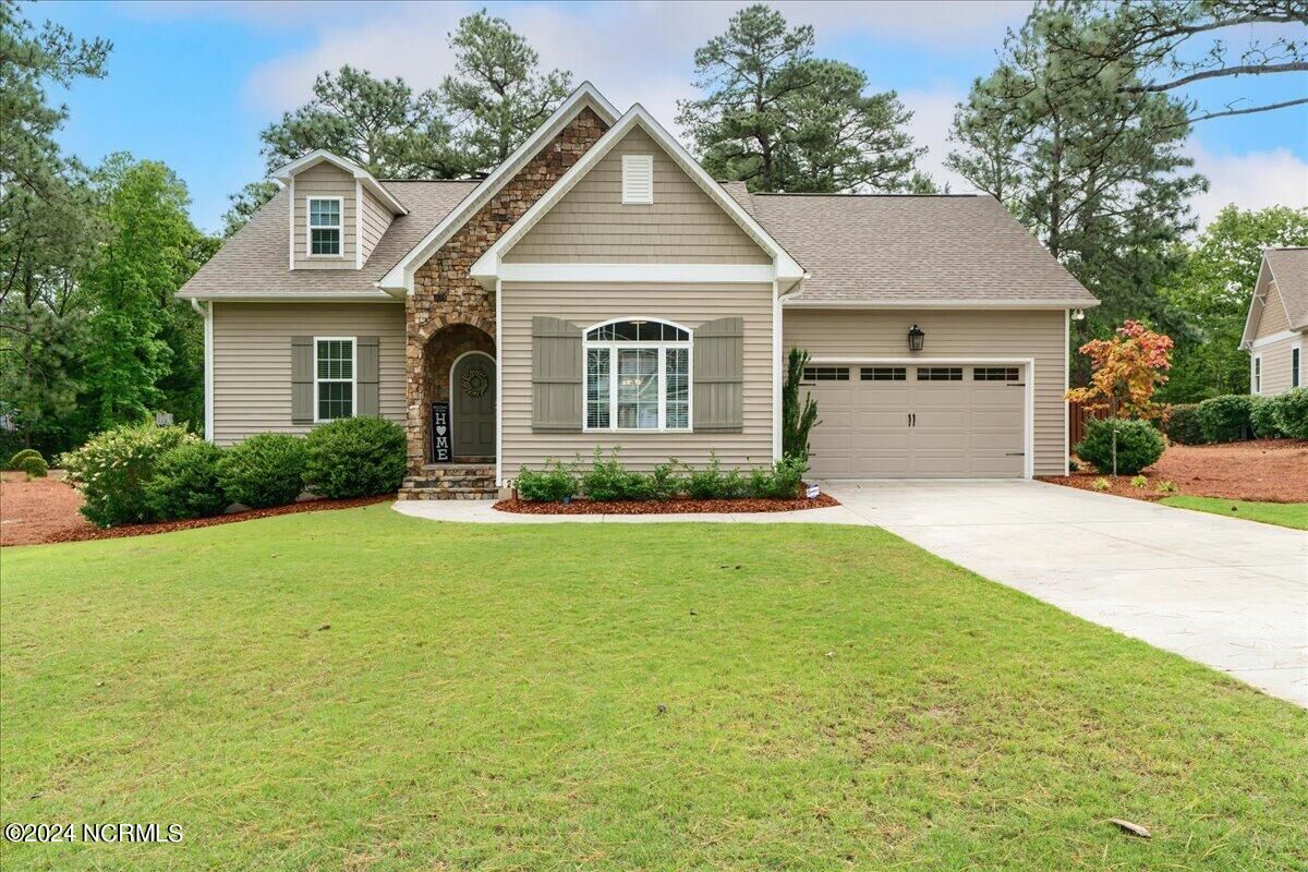 Property Photo:  23 Bedford Circle  NC 28374 