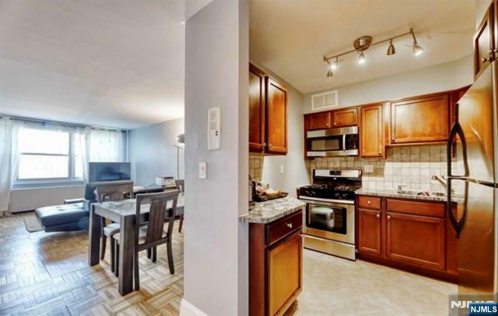 Property Photo: 2000 Linwood Avenue 5N NJ 07024