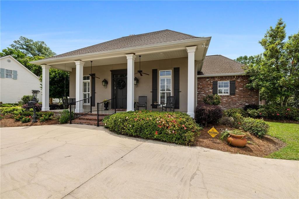 Property Photo: 609 W Dakota Street LA 70401