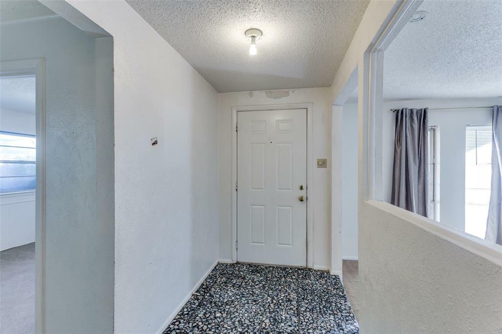Property Photo: 3416 Wendell Drive TX 76117